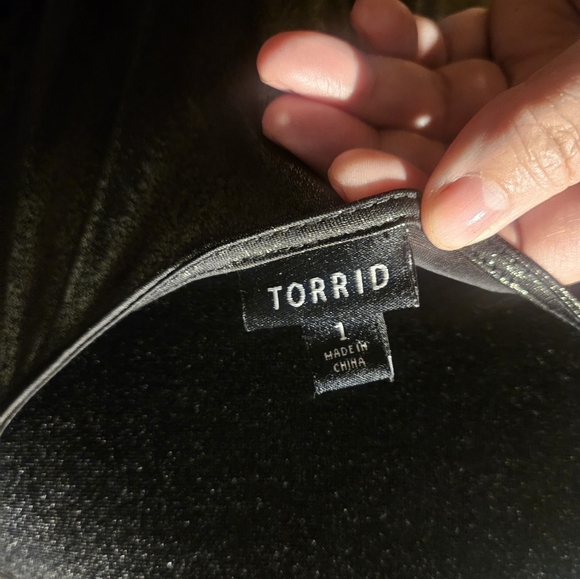 Torrid 1X Liquid Metallic tunic - Picture 3 of 3